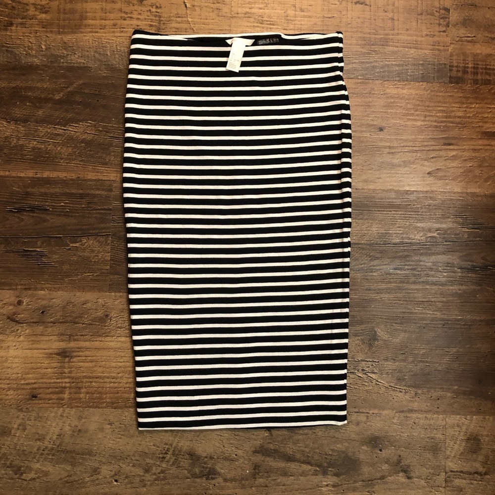 Stripe Pencil Skirt
